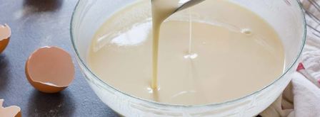 блинный торт с ванильно-сливочным кремом и ягодным соусом. Шаг 3