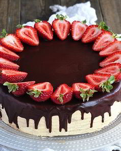 Красивый торт