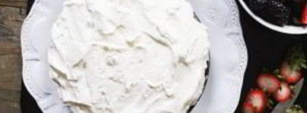 шоколадный торт с ягодами. Шаг 7