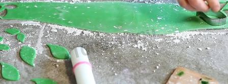 торт с цветами из мастики бисквит. Шаг 16