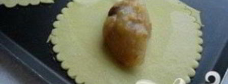 яблочные конвертики с миндалем и изюмом. Шаг 14