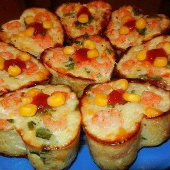 Рецепт рисовой запеканки с кукурузой, креветками и сыром