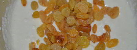 творожная запеканка с изюмом. Шаг 4