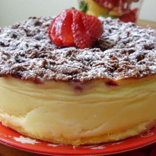 Рецепт творожной запеканки с тертым тестом и ягодами