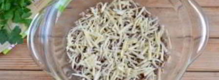 запеканка из готовой гречневой каши. Шаг 3