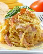 Запеканка из лапши и ветчины