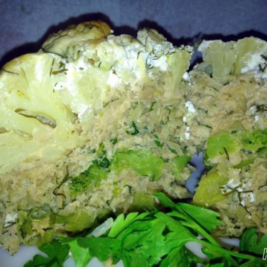 Запеканка из цветной капусты с брокколи