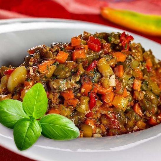 Рецепт баклажанной икры кусочками на зиму пальчики оближешь