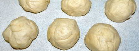 булочки с джемом и штрейзелем. Шаг 2