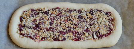 песочные полоски с джемом и орехами. Шаг 6