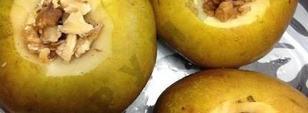 запеченные яблоки с орехами и джемом. Шаг 3