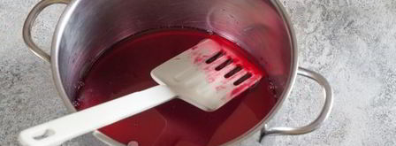 клубничное компоте для торта. Шаг 12