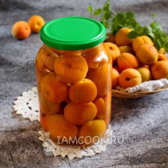Рецепт компота из абрикосов с косточками на зиму