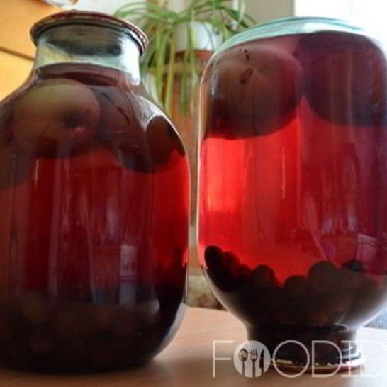 Рецепт компота из винограда с яблоками