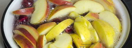 компот из вишни и яблок с корицей. Шаг 3