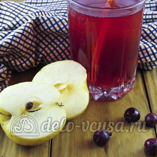 Рецепт компота из яблок и черной смородины