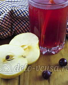 Компот из яблок и черной смородины