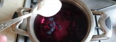 компот из жимолости. Шаг 3