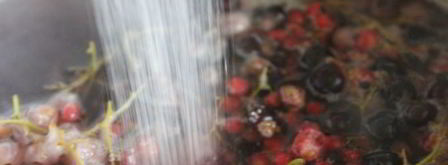 смородиновый компот с корицей. Шаг 3