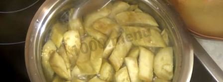баклажаны маринованные с чесноком и зеленью. Шаг 4