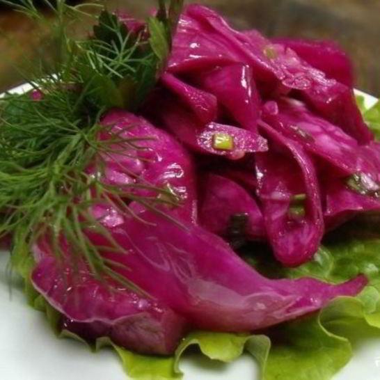 Рецепт капусты маринованной с чесноком и свеклой