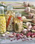 Маринованный чеснок по-корейски