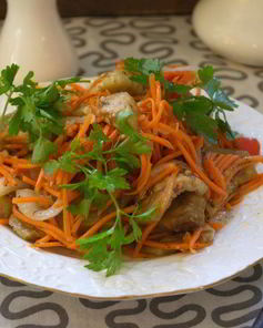 Синенькие с морковкой квашеные