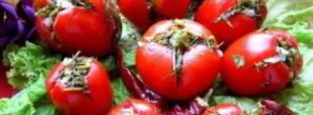 малосольные помидоры с чесноком и зеленью. Шаг 9