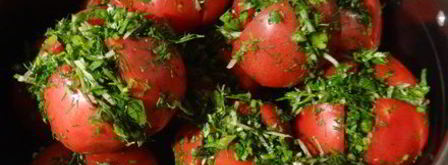 малосольные помидоры с зеленью. Шаг 7