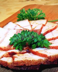 Сало в банке с чесноком в рассоле