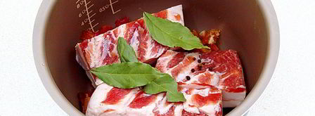 сало в луковой шелухе в мультиварке. Шаг 4