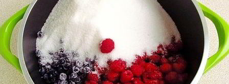 чернично-малиновое варенье. Шаг 3