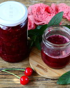 Вишневое варенье