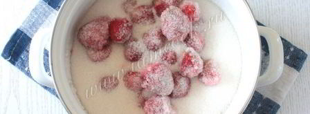 клубничное варенье в мультиварке. Шаг 4