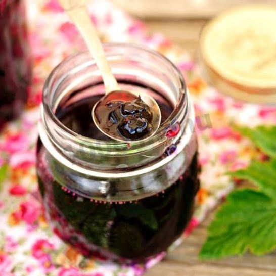 Рецепт варенья из черной смородины в мультиварке