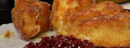 жареный камамбер с вареньем из брусники. Шаг 6