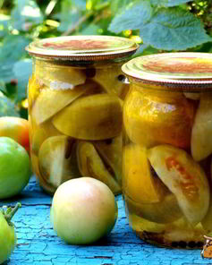 Зеленые помидоры на зиму