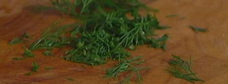 бутерброд с белой рыбой и соусом из йогурта и каперсов. Шаг 9