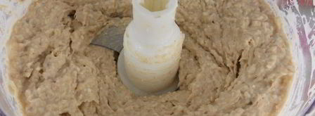 бутербродная намазка из рыбных консервов, яиц и плавленного сыра. Шаг 4