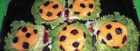 бутерброды футбольный мяч. Шаг 9