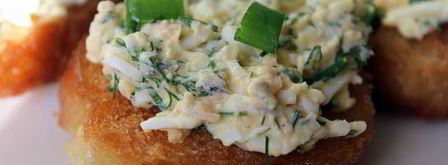 бутерброды с консервированным лососем. Шаг 4