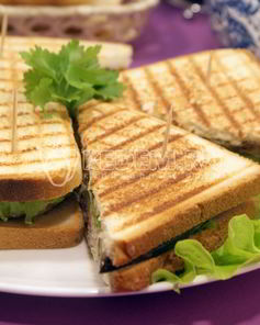 Бутерброды с котлетой