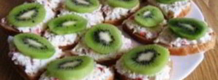 бутерброды с крабовыми палочками. Шаг 6