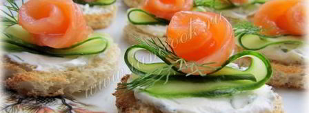 бутерброды с огурцом и форелью. Шаг 10