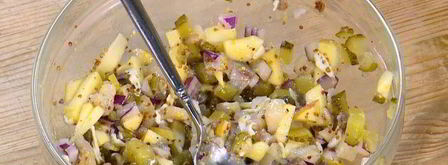 бутерброды с сельдью, яблоком и яйцом пашот. Шаг 5