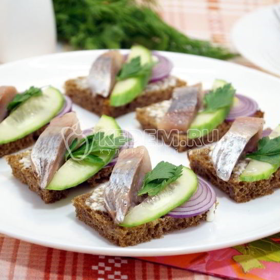 Рецепт бутербродов с сельдью