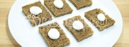 бутерброды с сельдью. Шаг 3