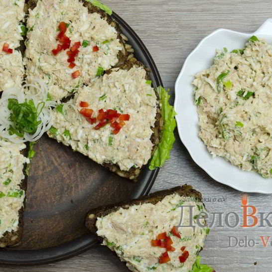 Рецепт бутербродов с тунцом, яйцом и зеленым луком