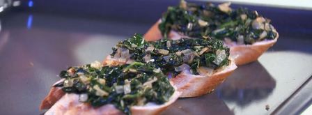 бутерброды со шпинатом и перепелиным яйцом. Шаг 2