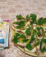 Бутерброды со шпротами